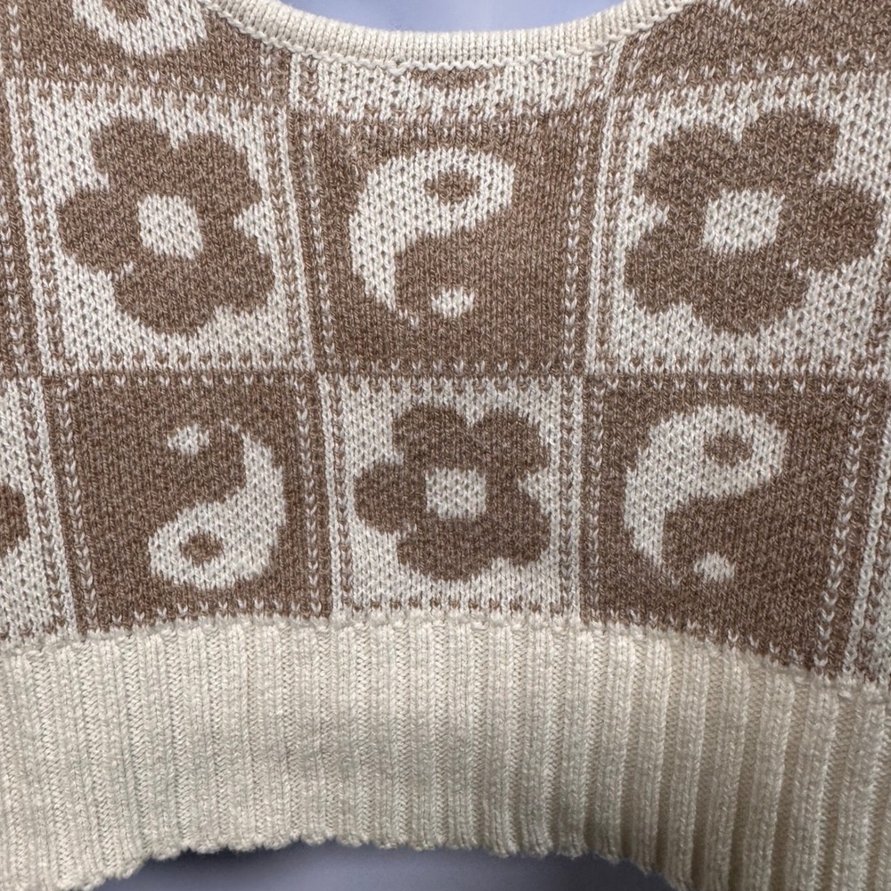 Knit Crop Tank Top Daisy Floral‎ Yin Yang Checkerboard M Hippie Festival 90s Y2K - Picture 3 of 7